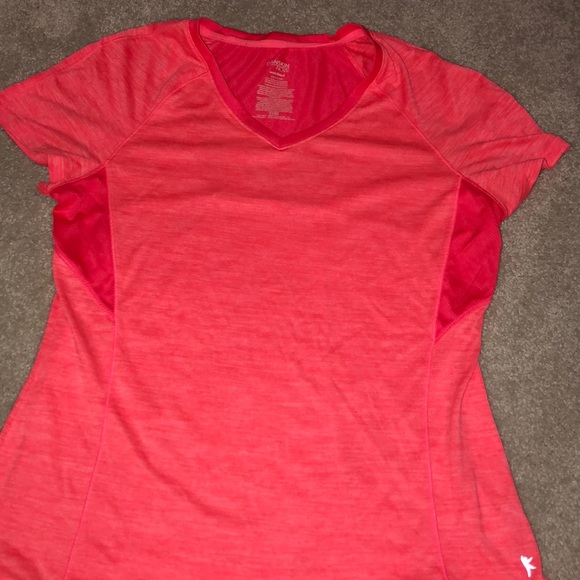 Danskin workout top - Picture 1 of 3